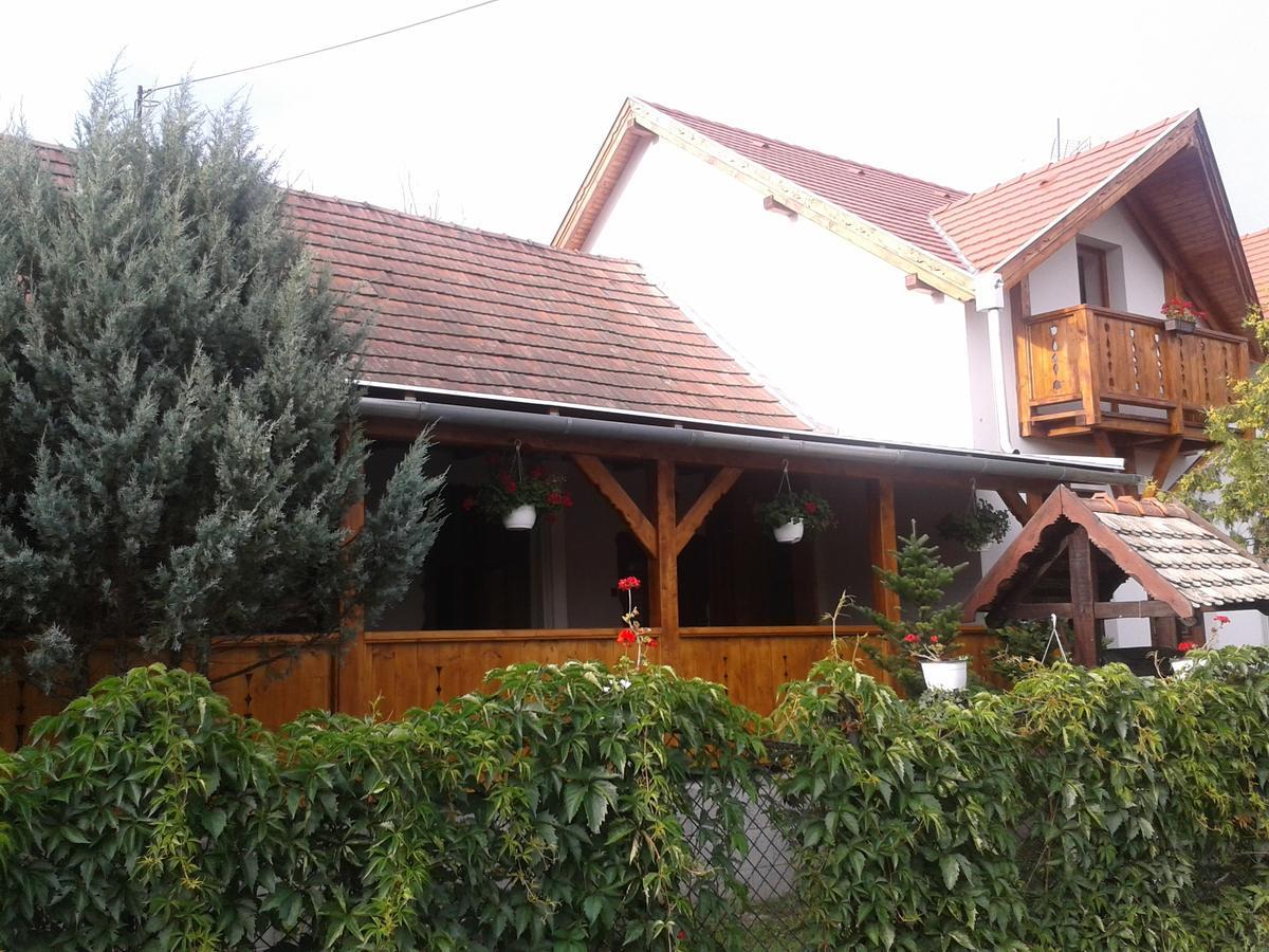 Felso Fogado Bed and Breakfast Felsőtold Eksteriør billede