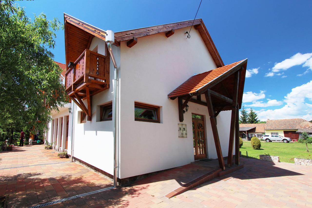 Felso Fogado Bed and Breakfast Felsőtold Eksteriør billede